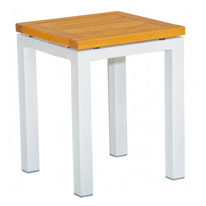 Hocker GIANT LOW aus Aluminium mit Robinienholz (Akazie)